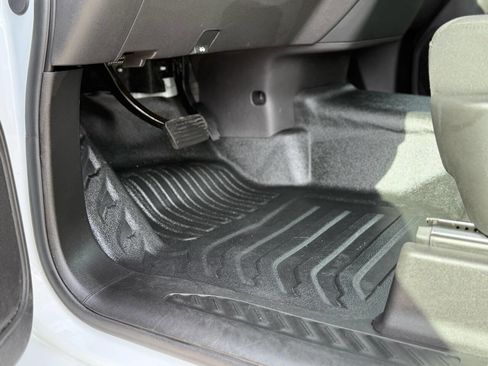 Used 2024 Chevrolet Silverado 1500 W/T w/ WT Fleet Convenience Package image 29