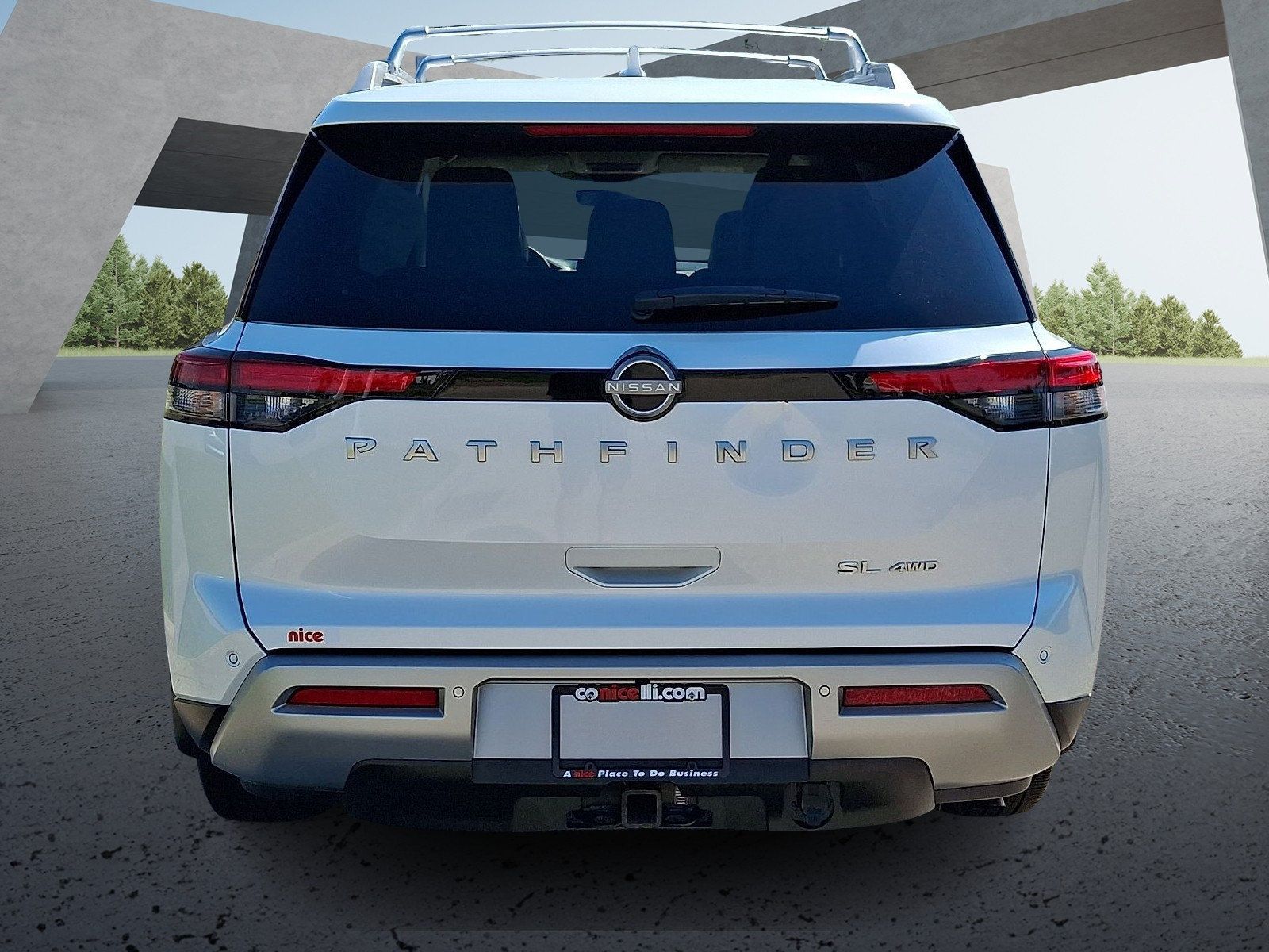 Used 2025 Nissan Pathfinder SL w/ SL Premium Package AWD/4WD image 5