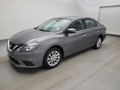 Used 2019 Nissan Sentra SV FWD image 2