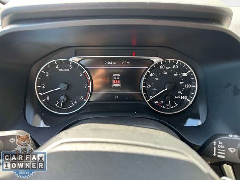 Used 2025 Nissan Rogue S AWD/4WD image 25