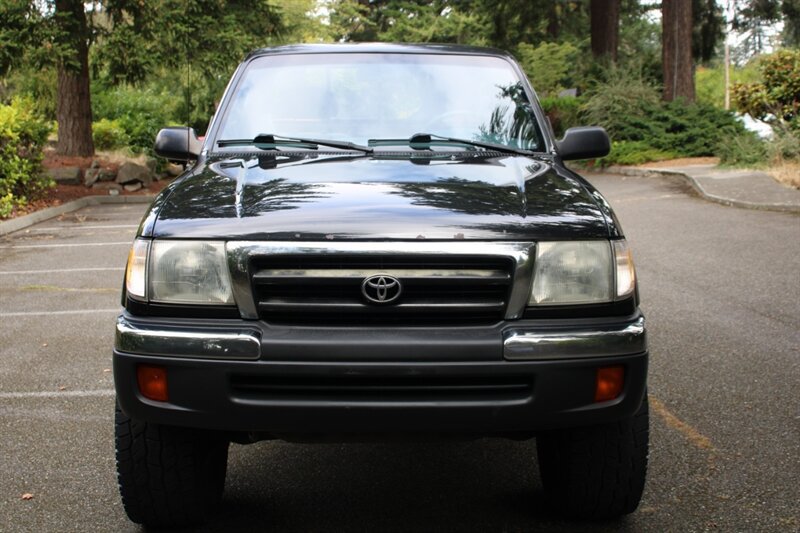 Used 2000 Toyota Tacoma 4x4 Regular Cab image 10
