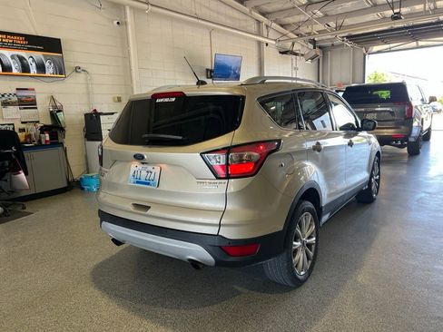 Used 2017 Ford Escape Titanium FWD image 3