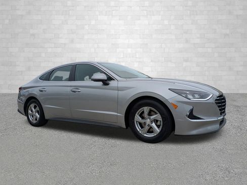 Used 2020 Hyundai Sonata SE FWD image 1