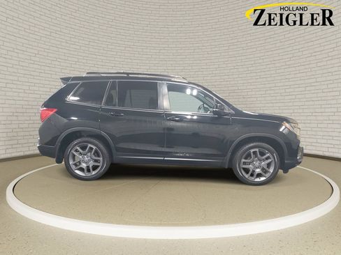 Used 2023 Honda Passport EX-L image 4