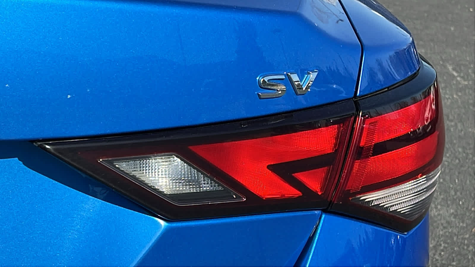 Used 2024 Nissan Sentra SV FWD image 28