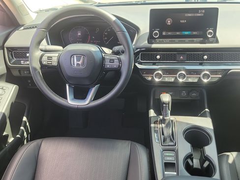 Certified 2024 Honda Civic EX-L image 17