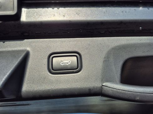 Certified 2023 Hyundai Tucson SEL AWD/4WD image 10