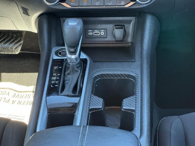 Used 2024 Nissan Sentra SV FWD image 17