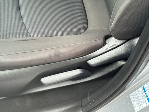 Used 2020 Toyota RAV4 LE image 46