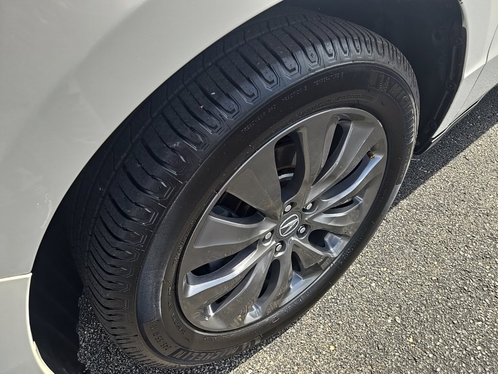 Used 2016 Acura MDX w/ Technology Package AWD/4WD image 18