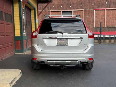 Used 2017 Volvo XC60 T5 Dynamic w/ Protection Package AWD/4WD image 5