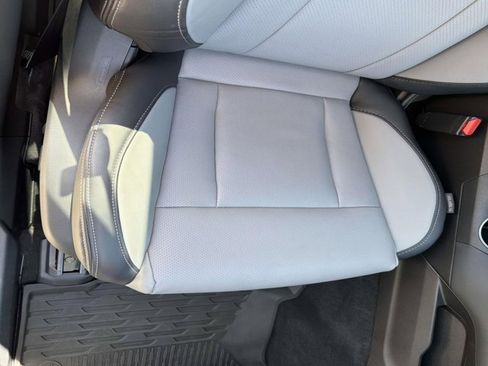 Used 2025 Subaru Outback Limited w/ Popular Package #2 image 16