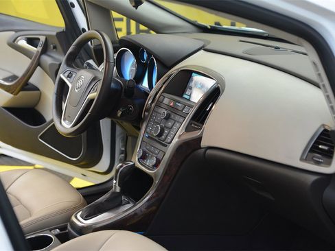 Used 2014 Buick Verano image 29