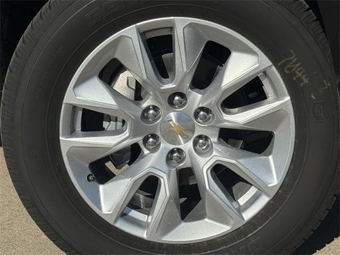 New 2026 Chevrolet Silverado 1500 Custom image 10