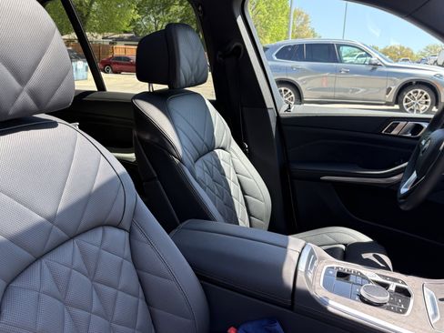 Certified 2025 BMW X5 xDrive40i w/ Climate Comfort Package AWD/4WD image 33