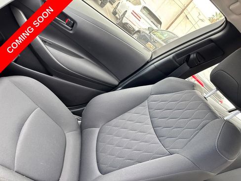 Used 2022 Toyota Corolla LE w/ Carpet Mat Package (TMS) FWD image 15