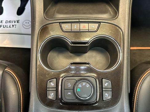 Certified 2023 GMC Acadia AT4 w/ Preferred Package AWD/4WD image 25
