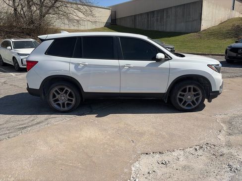 Used 2023 Honda Passport EX-L image 4
