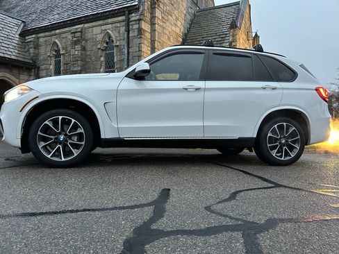 Used 2018 BMW X5 xDrive35i image 12