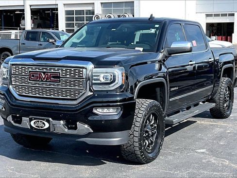 Used 2018 GMC Sierra 1500 Denali AWD/4WD image 7