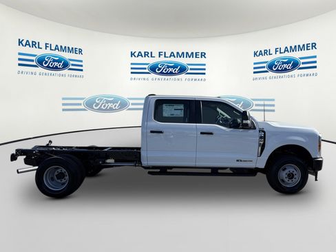 New 2026 Ford F350 XL AWD/4WD image 2
