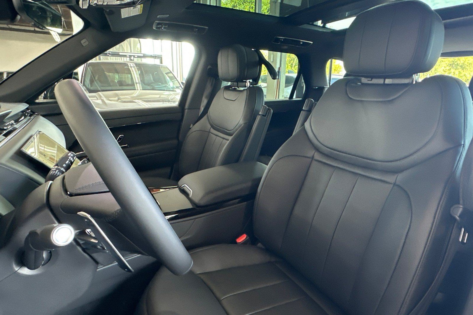 New 2026 Land Rover Range Rover Sport Dynamic SE AWD/4WD image 27
