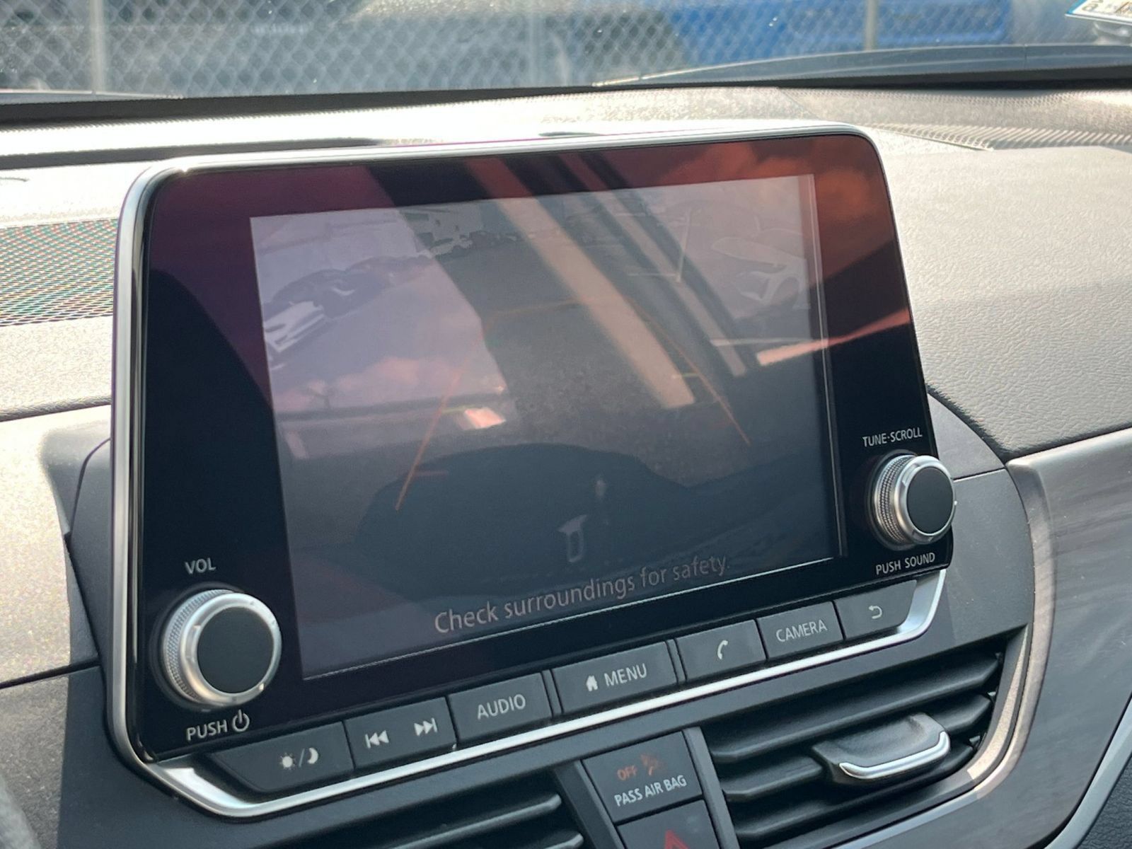 Used 2025 Nissan Altima 2.5 SV FWD image 19