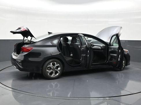 Used 2020 Kia Forte LXS FWD image 28