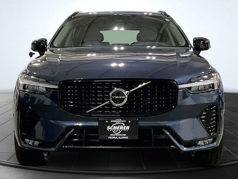 Certified 2024 Volvo XC60 B5 Plus w/ Climate Package AWD/4WD image 4
