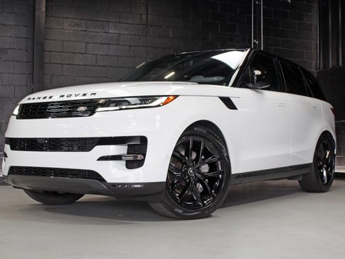 Used 2025 Land Rover Range Rover Sport SE AWD/4WD image 80