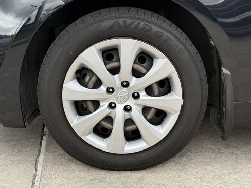 Used 2024 Toyota Corolla LE image 12