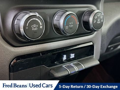 Used 2021 RAM 1500 Big Horn image 18