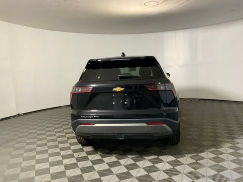 Used 2026 Chevrolet Equinox LT w/ Convenience Package II AWD/4WD image 6