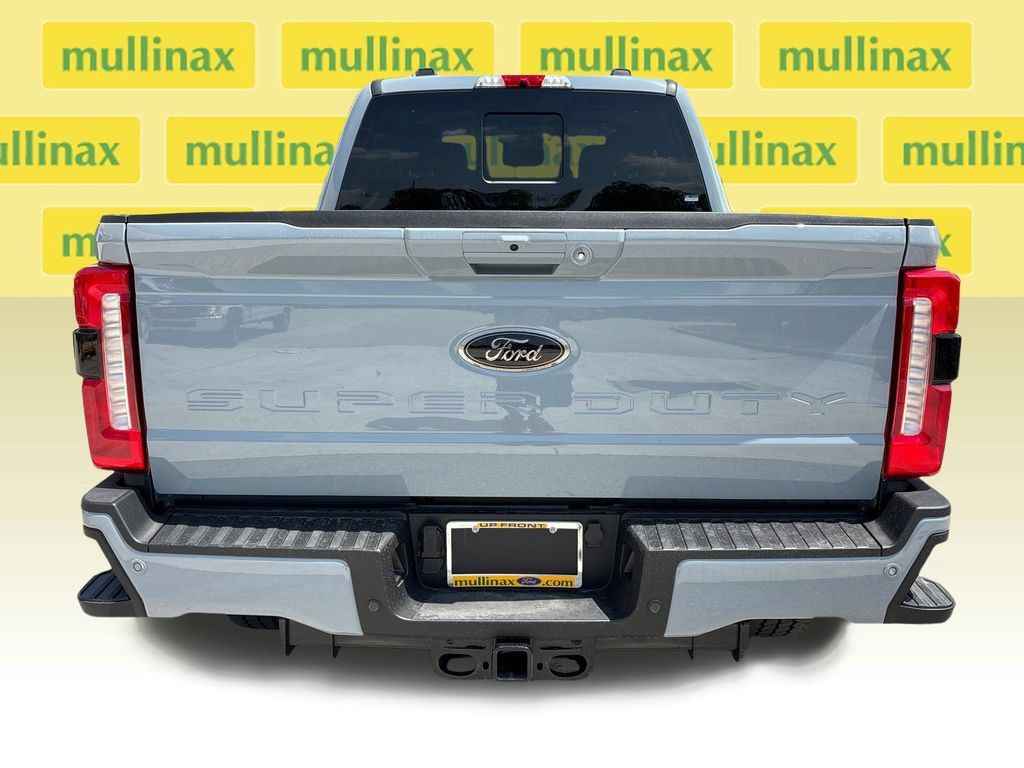 New 2026 Ford F250 Lariat w/ Black Appearance Package AWD/4WD image 8