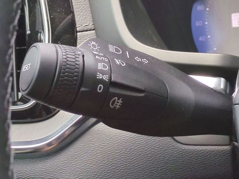 New 2026 Volvo V60 B5 Cross Country Ultra w/ Protection Package Premier image 28