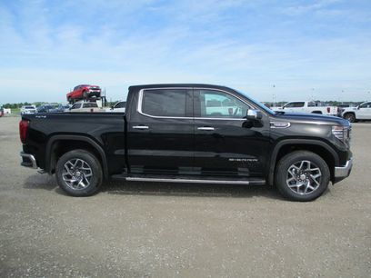 New 2026 GMC Sierra 1500 SLT w/ SLT Premium Package