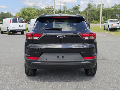 New 2026 Chevrolet TrailBlazer LT w/ Convenience Package FWD image 6