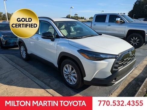Certified 2026 Toyota Corolla Cross LE FWD image 2