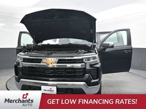 Used 2023 Chevrolet Silverado 1500 LT AWD/4WD image 45