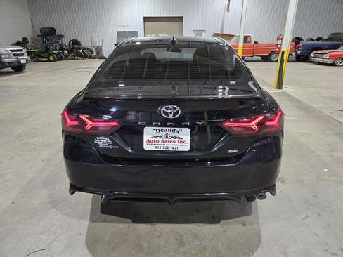 Used 2021 Toyota Camry SE image 13