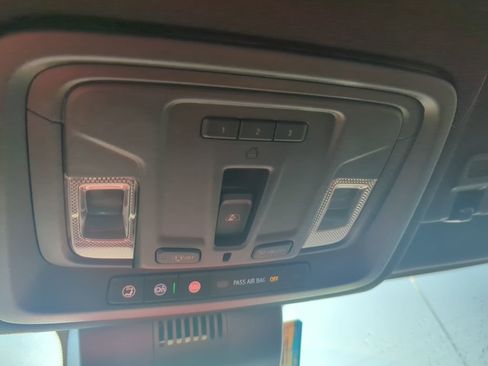 Used 2025 Chevrolet Silverado 1500 High Country w/ Z71 Off-Road Package image 57