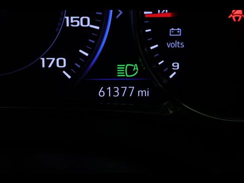 Used 2021 GMC Acadia SLT w/ Technology Package image 29