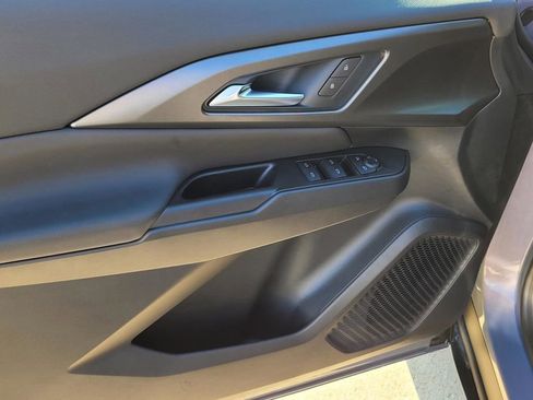 New 2026 Chevrolet Equinox EV LT image 13