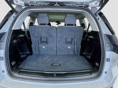 Used 2022 Jeep Grand Cherokee L Laredo w/ Luxury Tech Group I image 18