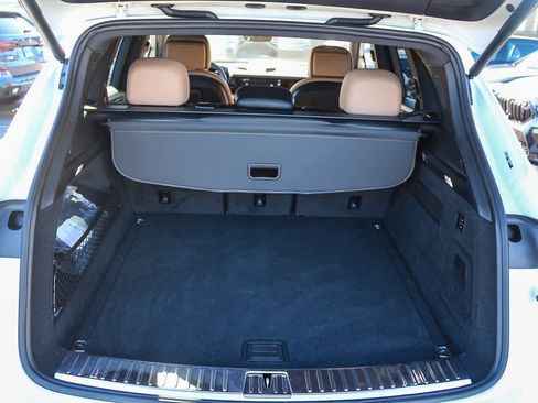Used 2025 Porsche Cayenne image 25