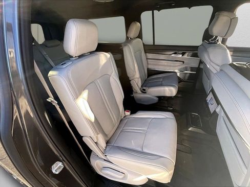 New 2026 Jeep Grand Wagoneer L Summit w/ Premium Group III AWD/4WD image 23