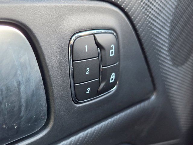 Used 2025 Ford Mustang GT Premium RWD image 41