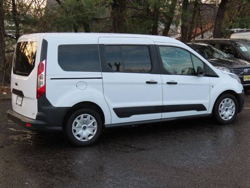 Used 2018 Ford Transit Connect XL image 17