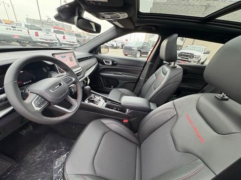 New 2026 Jeep Compass Trailhawk image 11