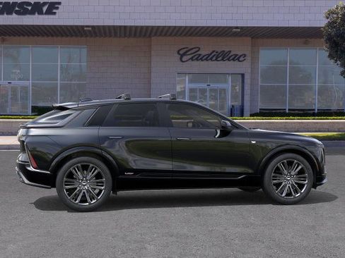 New 2026 Cadillac Lyriq V w/ LPO, Premium Carpet Package AWD/4WD image 5